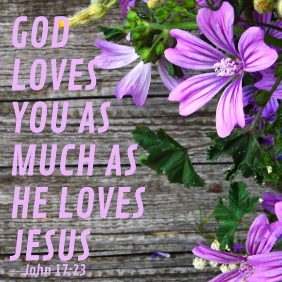 magenta button side open front drape poncho - Picture 9 of 9